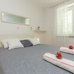 Hedera Estate, Hedera A24 Mokošica