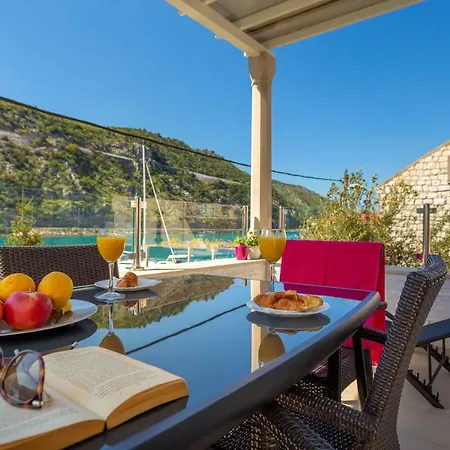Διαμέρισμα Hedera Estate, Hedera A24