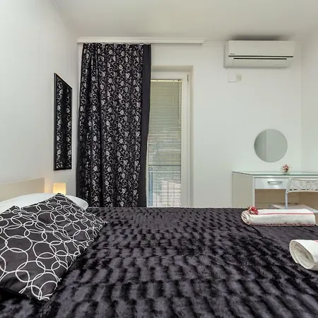 Apartment Hedera Estate, Hedera A24 *