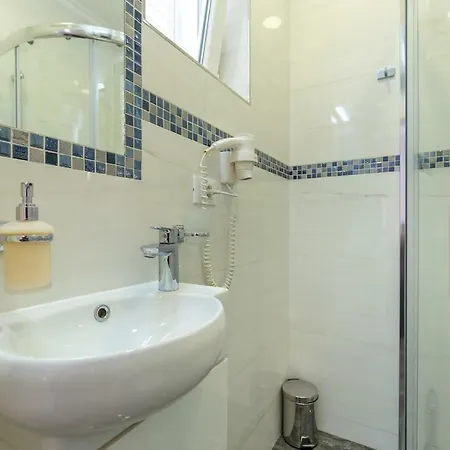 Hedera Estate, Hedera A24 * Mokosica