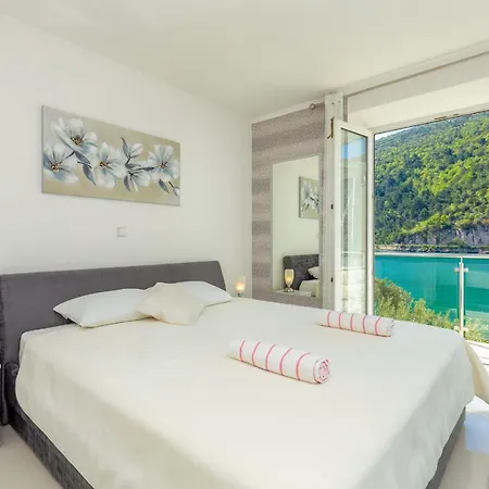 Hedera Estate, Hedera A24 Apartment *