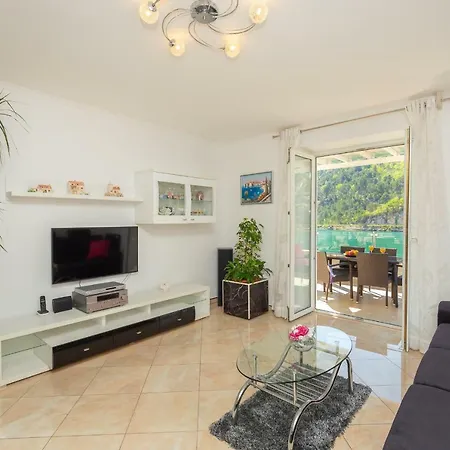 Hedera Estate, Hedera A24 Apartment